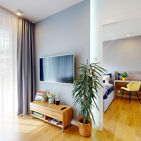Apartament Green Z Garazem Podziemnym Warsaw Exterior photo